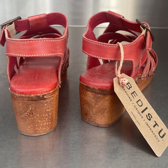 Bed Stu “Shirley” strawberry red leather platform sandals. New in original box! - Picture 6 of 7